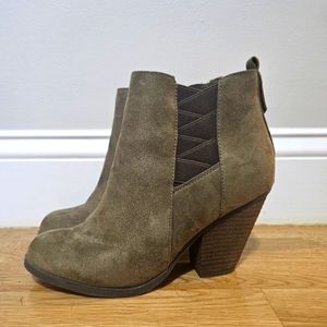 Olive Green | Suede Mix No. 6 Bootie | 7